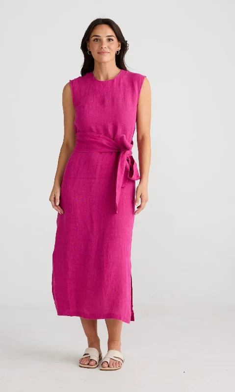 Clearance Sale Turning Point Dress - Fuschia