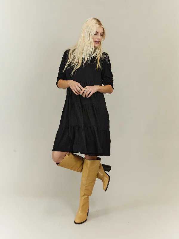 Unmissable Offer Stef Tiered Jersey Smock Dress / Black