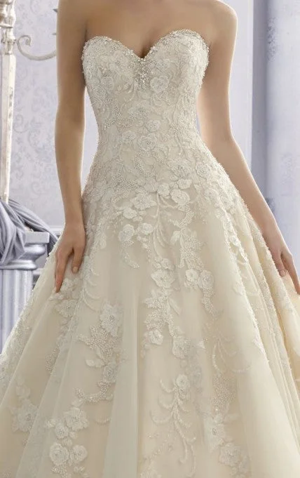 Epic Deals Mori Lee 2671