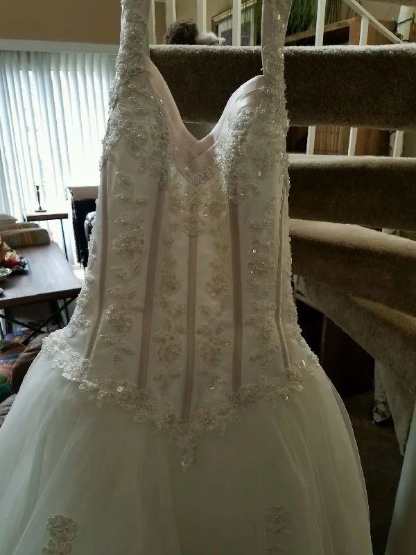 Final Clearance David's Bridal Michelangelo