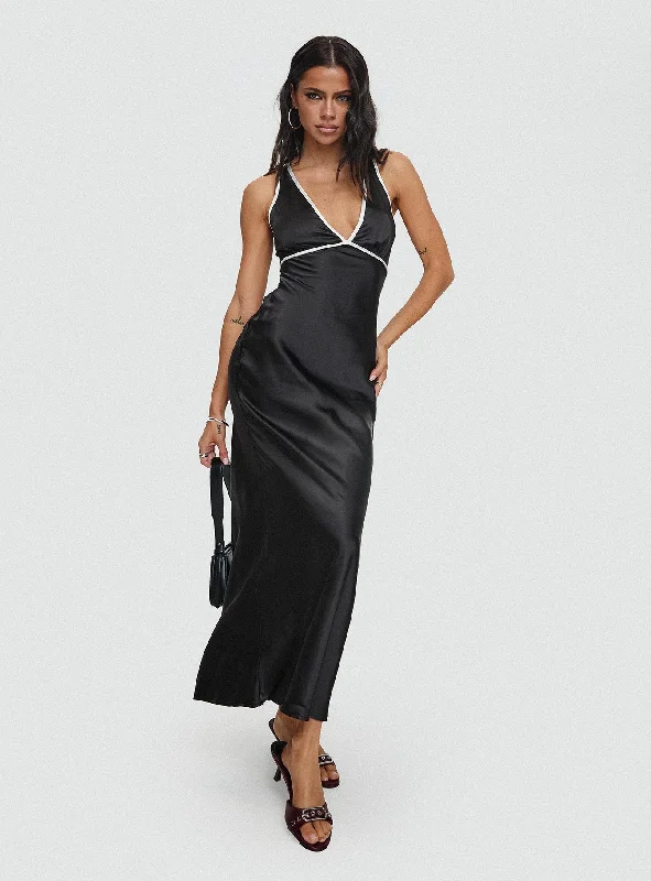 Can't Miss Thandi Maxi Dress Black