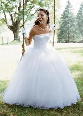 Price Slash David's Bridal No Train Tulle Ball Gown with Beaded Satin Bodice